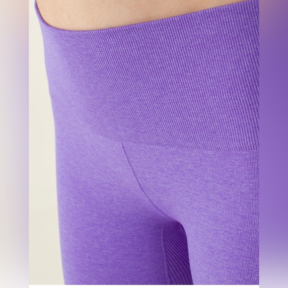 Lululemon In The Flow Crop
Power Purple - Picture 5 of 8